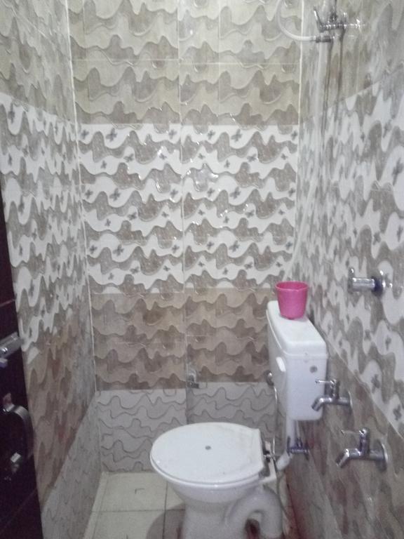 Arora Guest House Amritsar Exterior photo